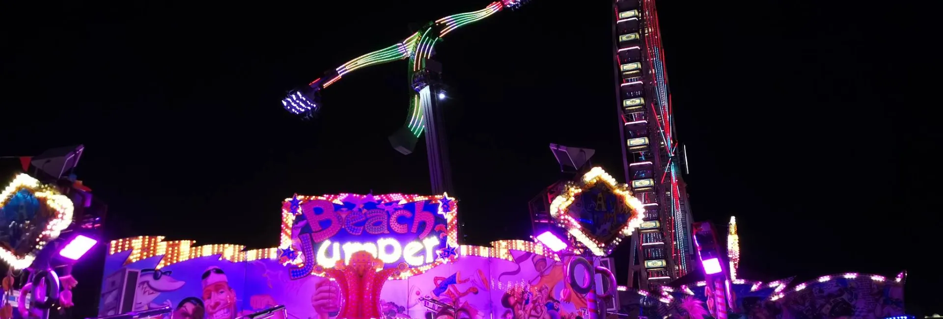 Blinkig-bunt und schwindel-schnell: Die Fahrgeschäfte auf der Heddesdorfer Pfingstkirmes 2024