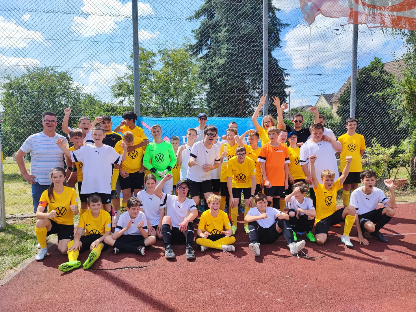 Team Bananenflanken läuft beim Deichstadtpokal auf