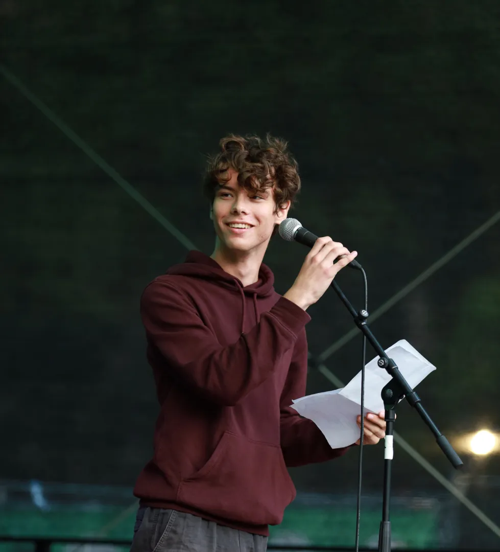 Live Lounge: Wortakrobaten gastieren im Big House