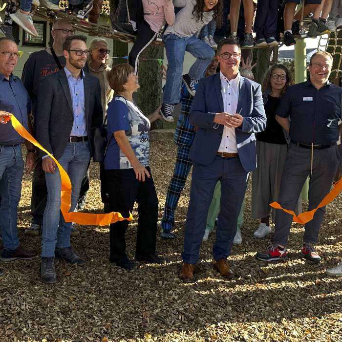  Neuer Spielplatz in Feldkirchen ist eröffnet